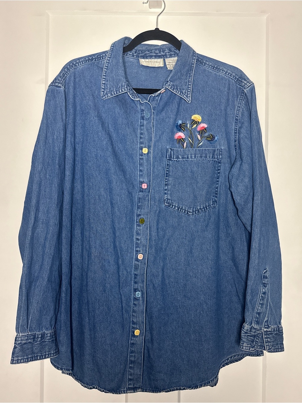 Lemon Grass Denim Button-Up Shirt with Embroidered Flowers Garden Green Thumb 1x